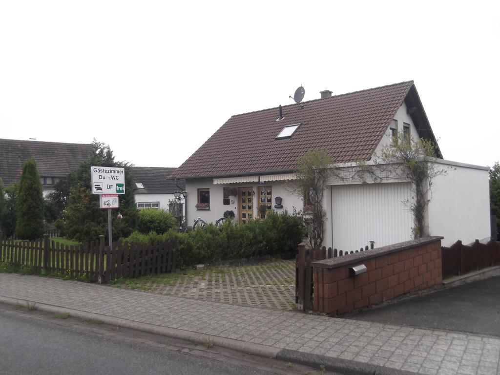 Gaestehaus Katharina Lägenhet Müllenbach Rum bild